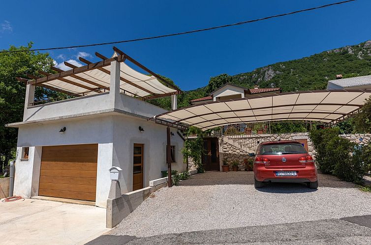 Vakantiehuis Ferienvilla mit privatem Pool