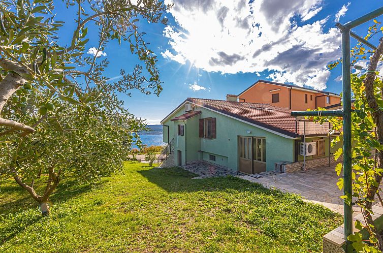Appartement Appartement in Crikvenica mit Großem Garten