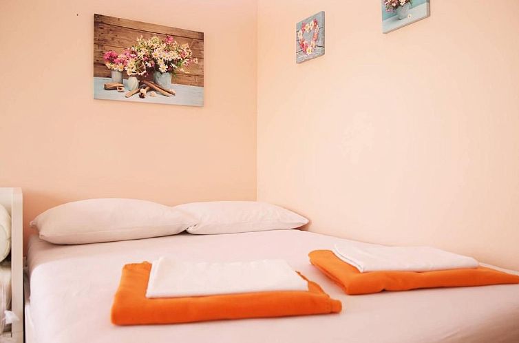 Appartement in Crikvenica mit Terrasse und Grill