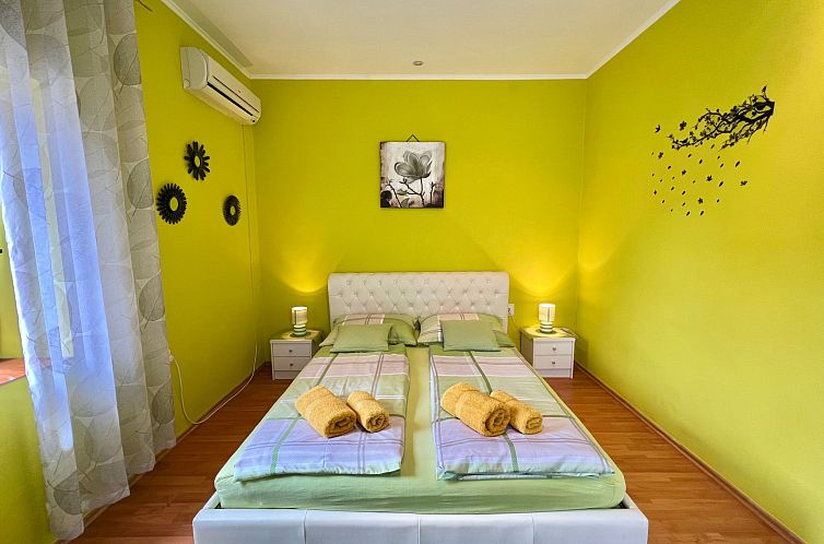 Vakantiehuis mit eigenem Garten und Grill