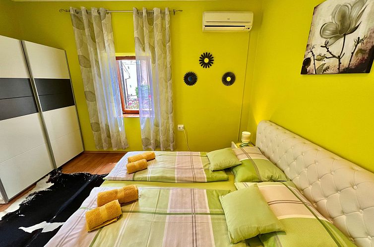 Vakantiehuis mit eigenem Garten und Grill