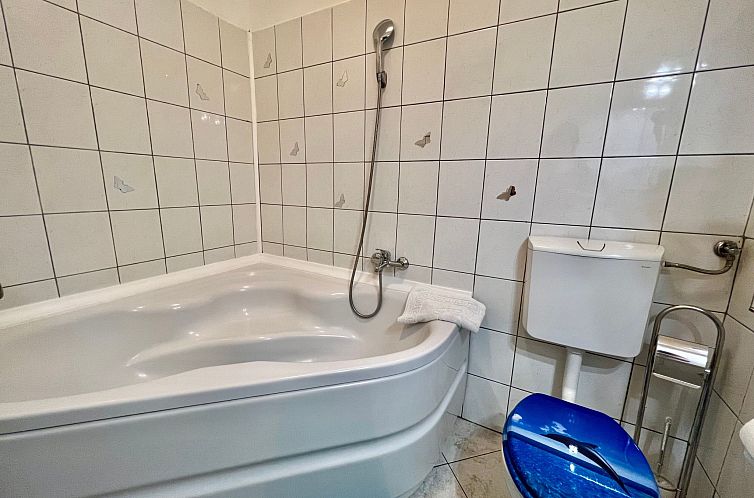 Vakantiehuis mit eigenem Garten und Grill