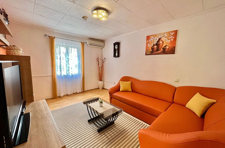 Vakantiehuis mit eigenem Garten und Grill