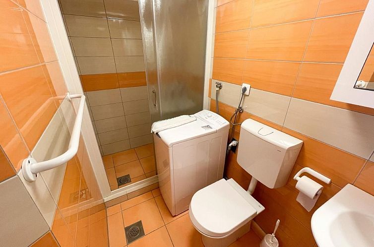 Appartement in Crikvenica mit Terrasse
