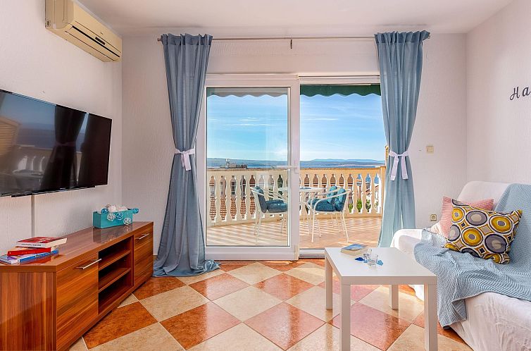 Appartement Wohnung mit Balkon und Meerblick