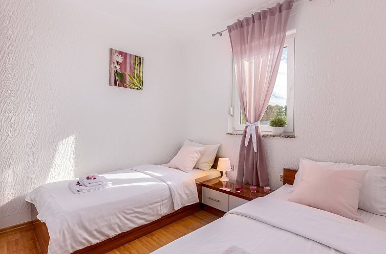Appartement Wohnung mit Balkon und Meerblick