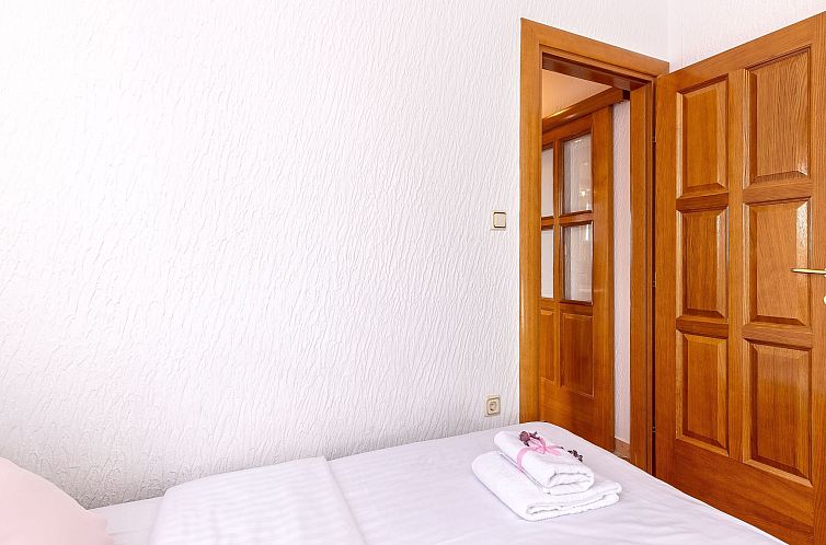 Appartement Wohnung mit Balkon und Meerblick