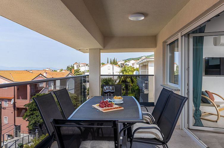 Appartement Moderne Wohnung in Crikvenica mit schöner Terra