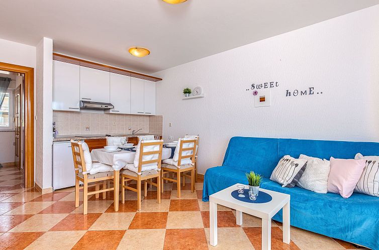 Appartement Wohnung mit Balkon und Meerblick