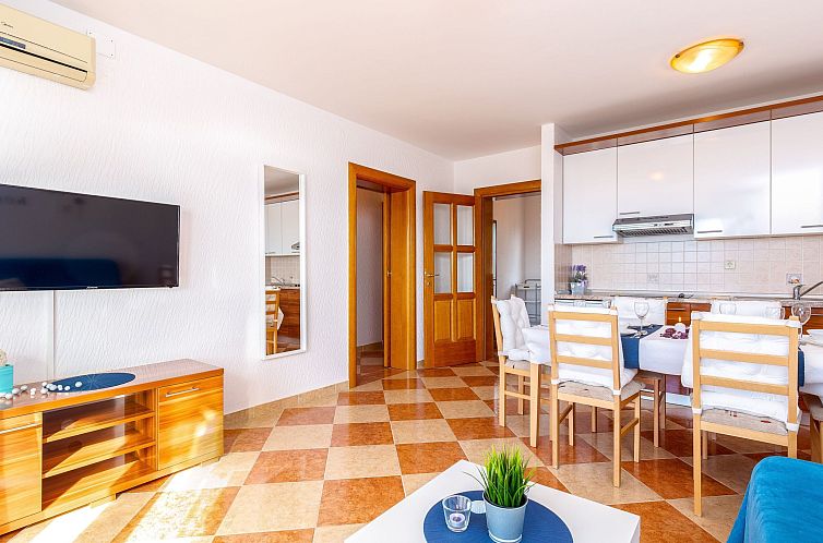Appartement Wohnung mit Balkon und Meerblick