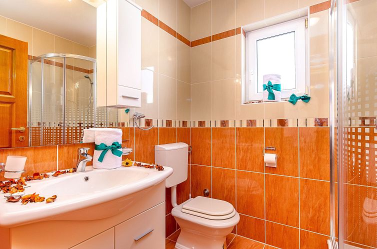 Appartement Wohnung mit Balkon und Meerblick