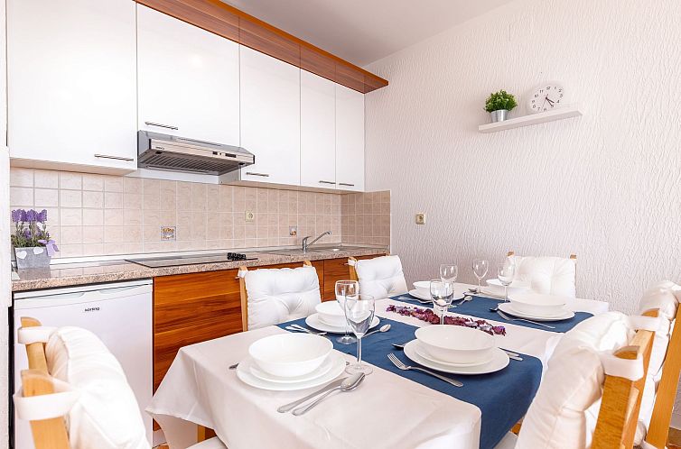 Appartement Wohnung mit Balkon und Meerblick