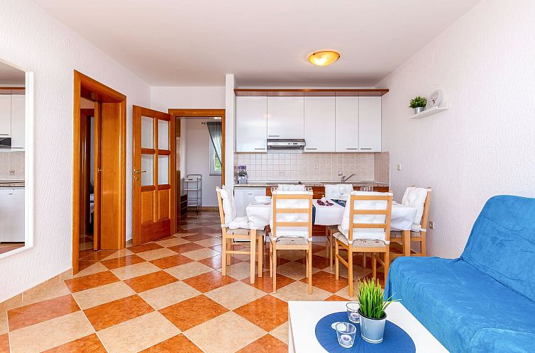 Appartement Wohnung mit Balkon und Meerblick