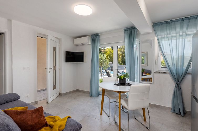 Appartement Moderne Wohnung in Crikvenica mit Pool