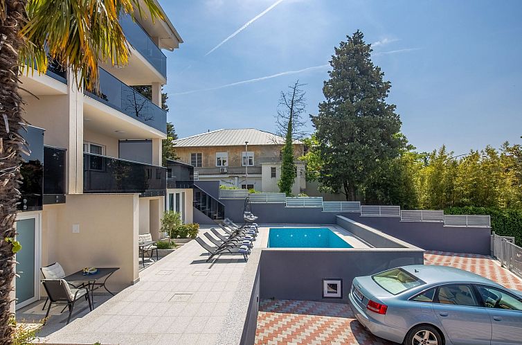 Appartement Moderne Wohnung in Crikvenica mit Pool