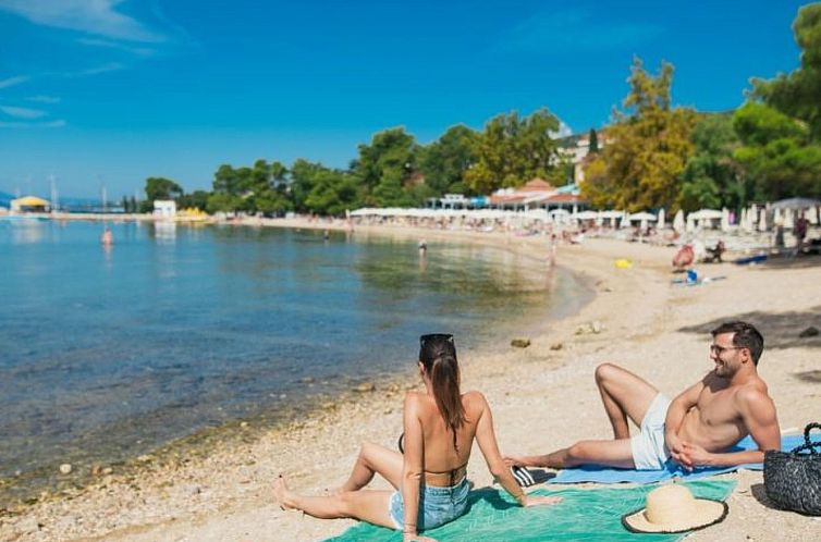 Appartement Moderne Wohnung in Crikvenica mit Pool