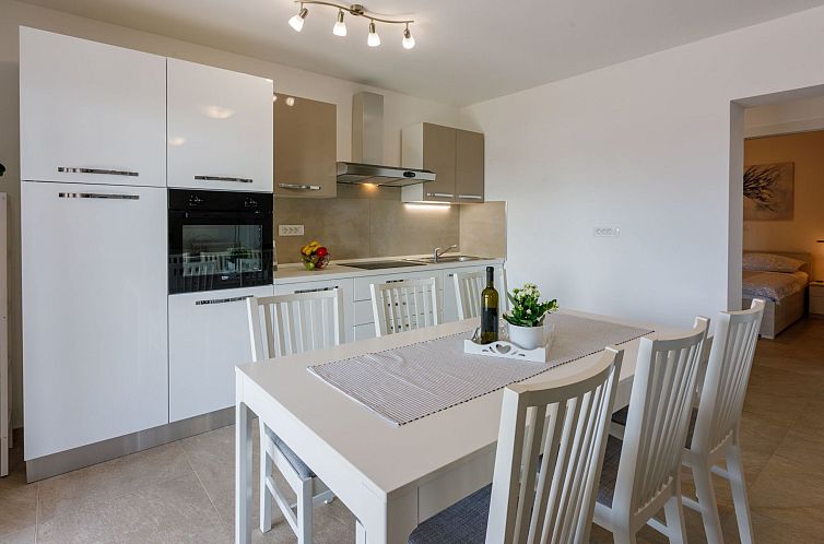 Appartement Wohnung im Erdgeschoss mit Terrasse
