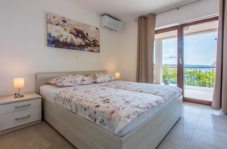 Appartement Wohnung im Erdgeschoss mit Terrasse