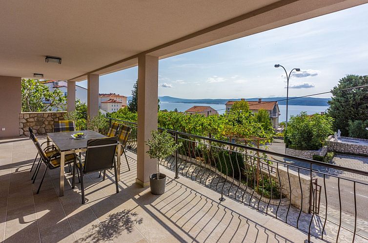 Appartement Wohnung im Erdgeschoss mit Terrasse