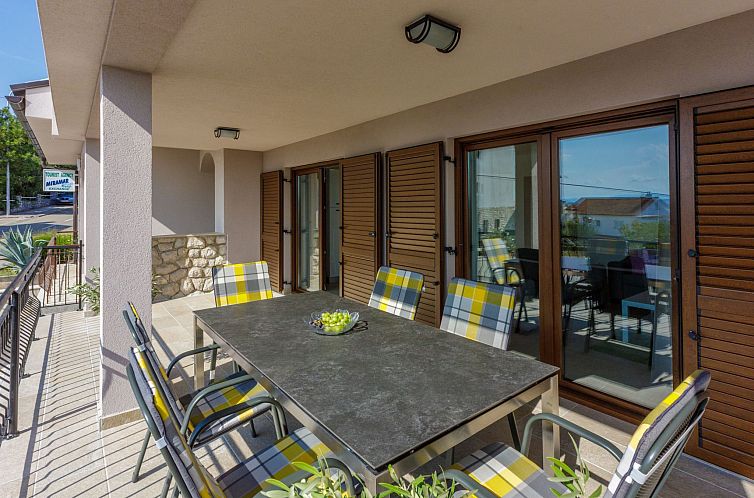 Appartement Wohnung im Erdgeschoss mit Terrasse