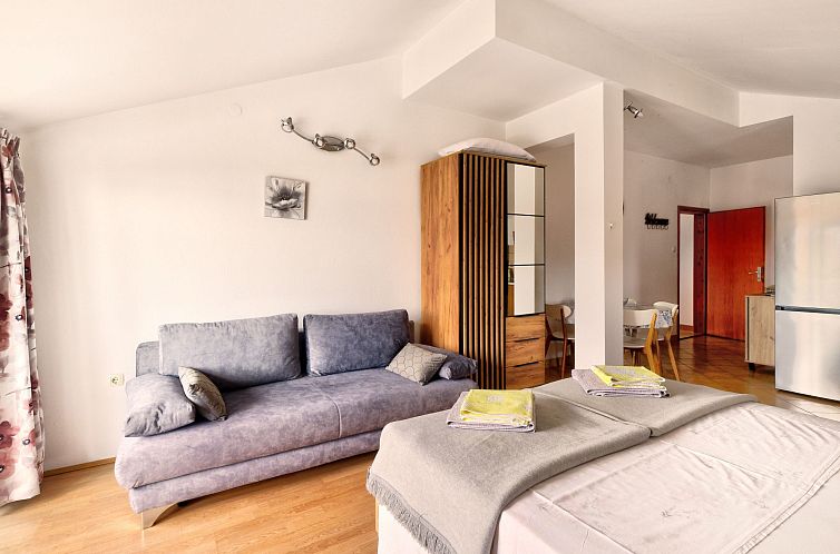 Appartement Studio-Apartment mit Balkon und Meerblick