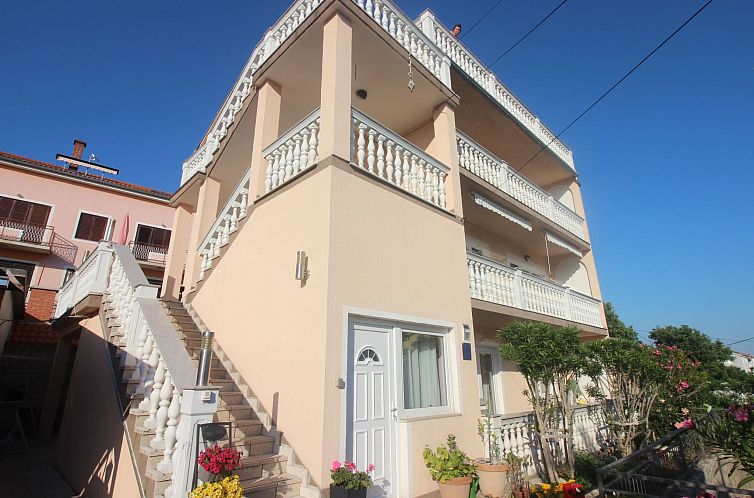 Appartement Wohnung "Martina" mit Terrasse