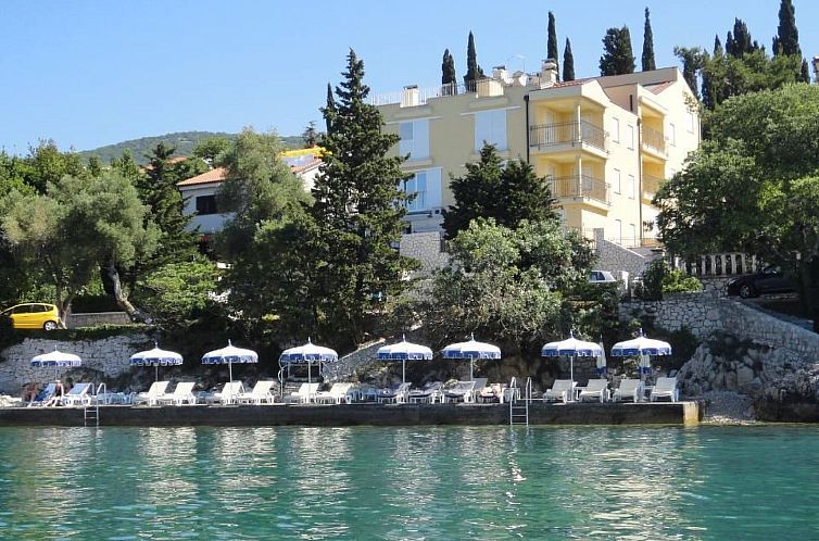 Guest house 10418219 - Apartment Kvarner - Appartement mit Blick auf das Wasser