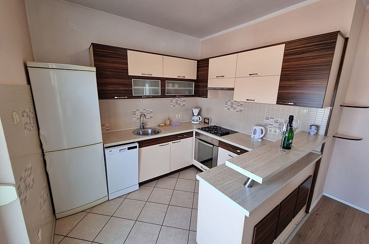 Appartement Wohnung für 5 Personen mit Balkon