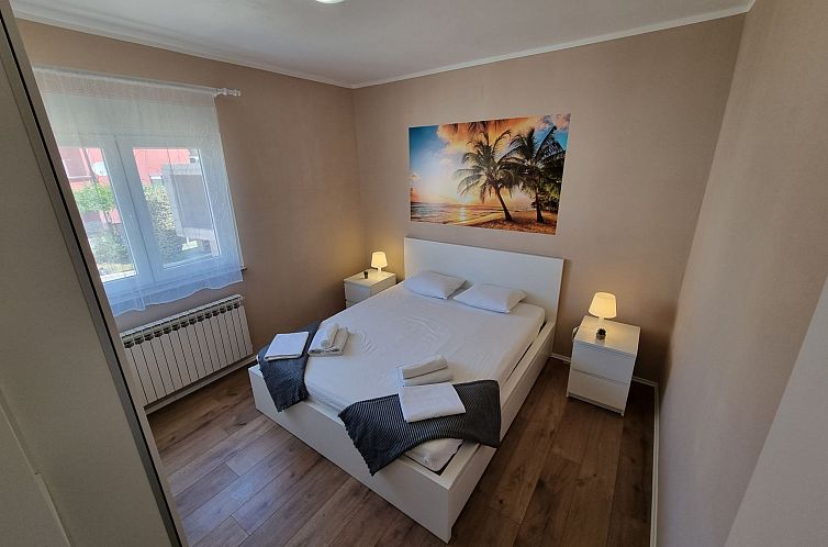 Appartement Wohnung für 5 Personen mit Balkon