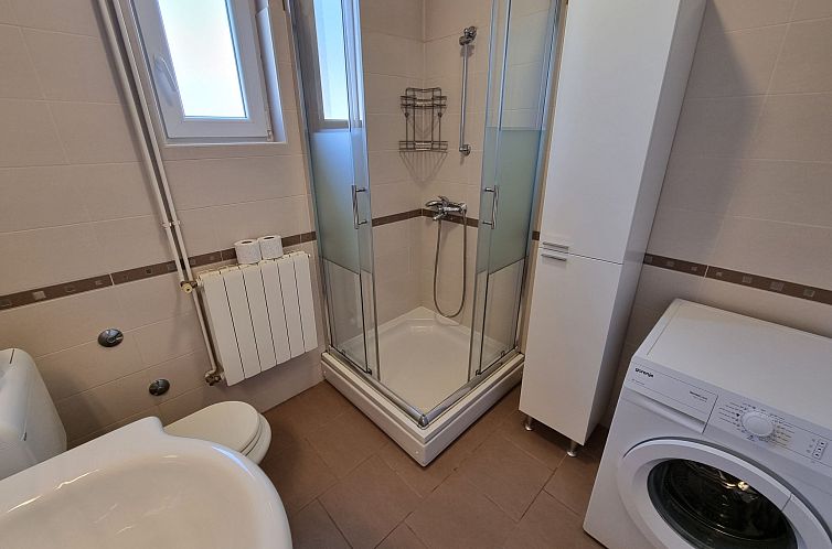 Appartement Wohnung für 5 Personen mit Balkon