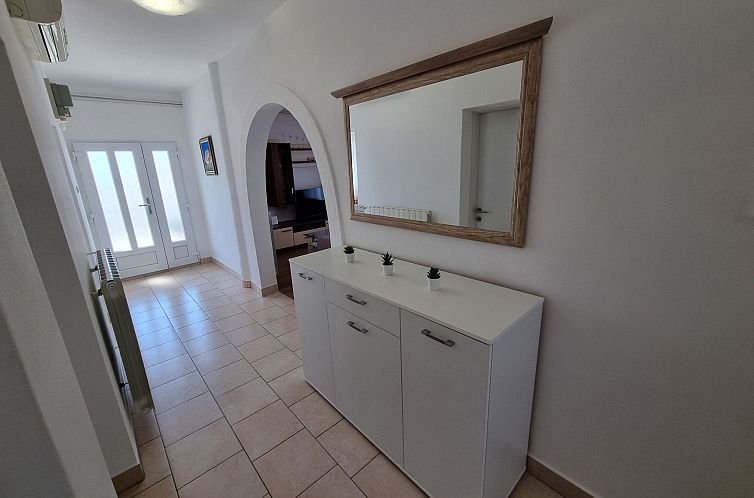 Appartement Wohnung für 5 Personen mit Balkon