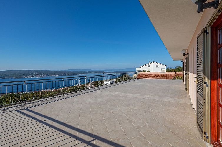 Unterkunft 10418266 - Appartement Kvarner - Appartement Appartement in Crikvenica mit Großem Garten