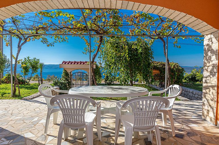 Appartement Appartement in Crikvenica mit Großem Garten