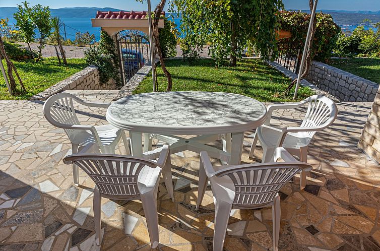 Appartement Appartement in Crikvenica mit Großem Garten