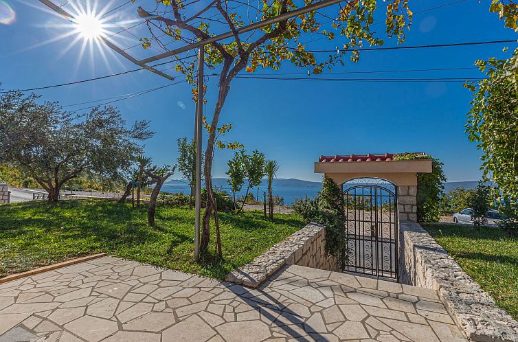 Appartement Appartement in Crikvenica mit Großem Garten