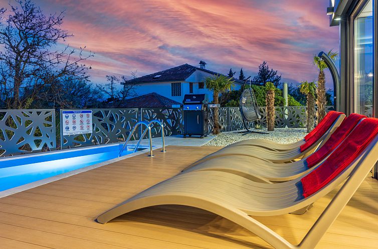Vakantiehuis Amoris 8 / HR-10892-01