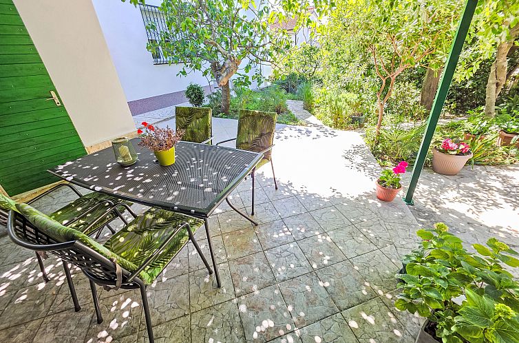 Appartement Wohnung für 4 Personen, 100m vom Strand entfern