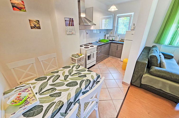 Appartement Wohnung für 4 Personen, 100m vom Strand entfern