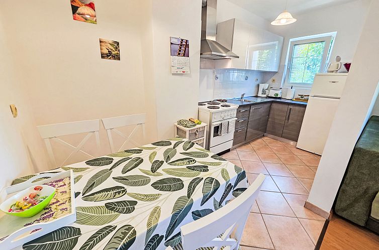 Appartement Wohnung für 4 Personen, 100m vom Strand entfern