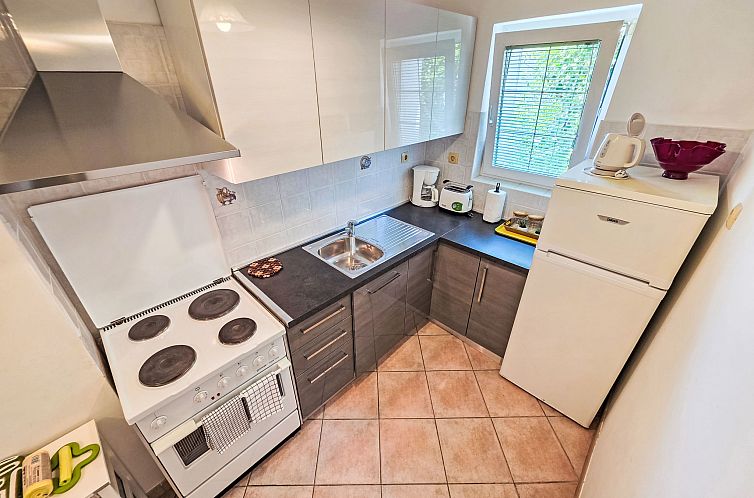 Appartement Wohnung für 4 Personen, 100m vom Strand entfern