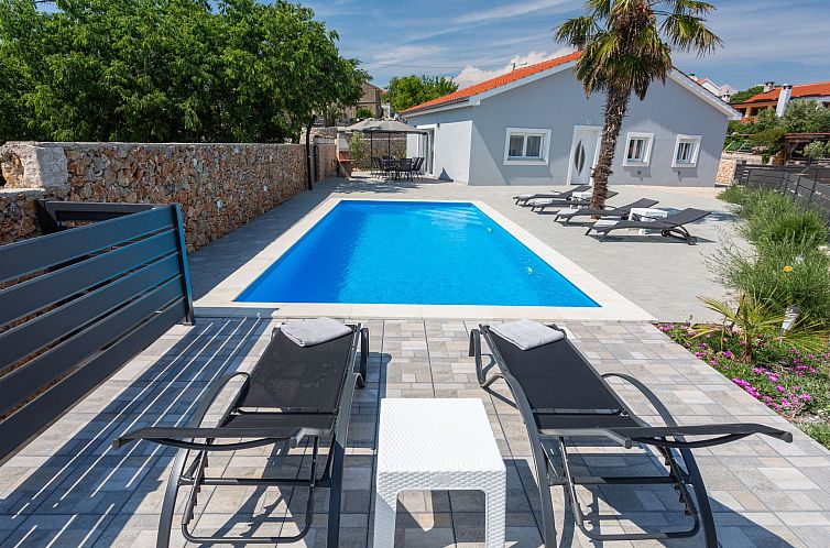 Unterkunft 10419002 - Ferienhaus Kvarner - Vakantiehuis "Villa Mia" mit privatem Pool