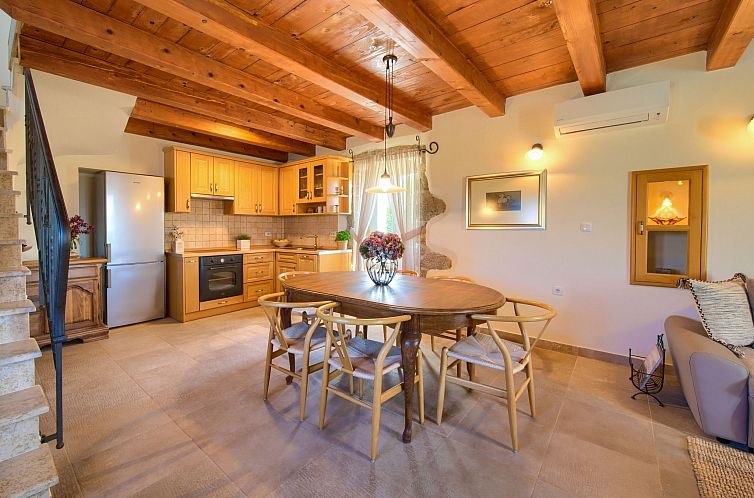 Vakantiehuis Steinvilla Margaret mit Pool und besonderem Fla