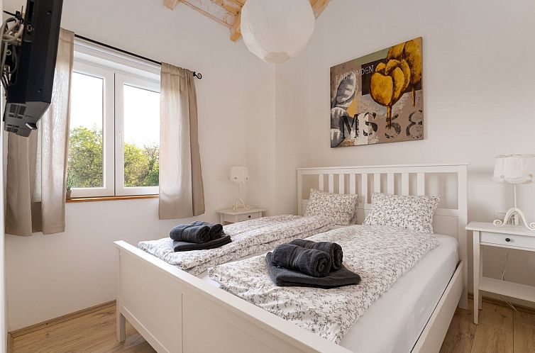 Vakantiehuis Eine luxuriöse Villa "Maslina" mit Pool und Gr