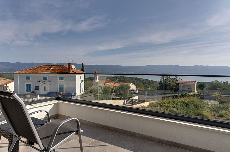 Vakantiehuis Villa "Rosemary" mit Pool und Panoramablick auf