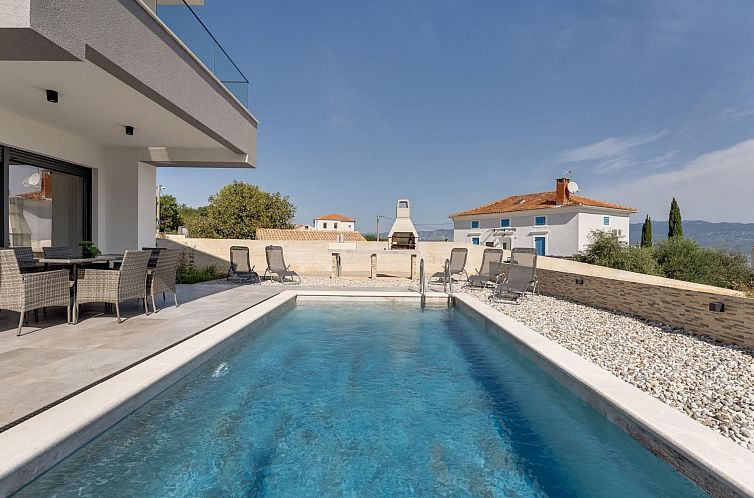 Vakantiehuis Villa "Rosemary" mit Pool und Panoramablick auf