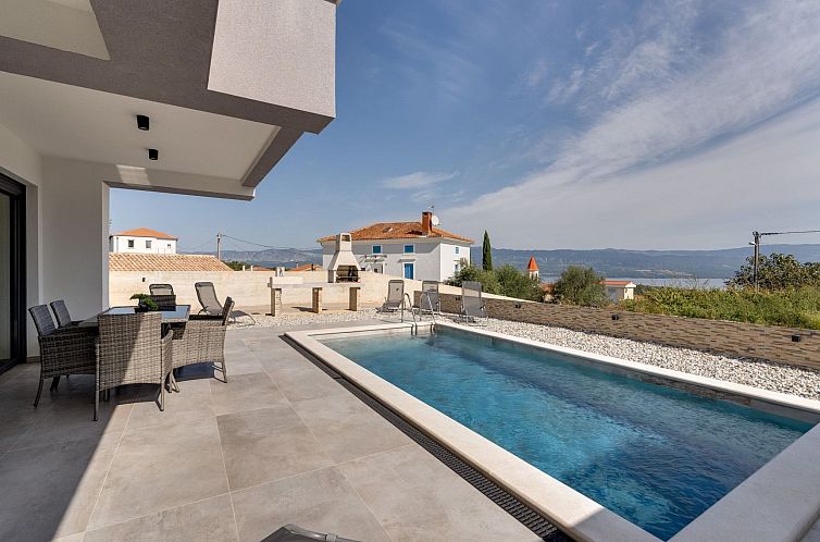 Vakantiehuis Villa "Rosemary" mit Pool und Panoramablick auf