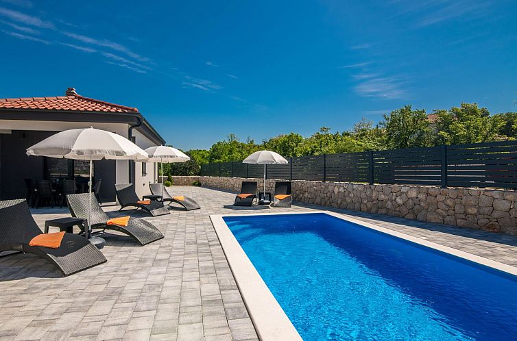 Vakantiehuis "Villa Enie" mit eigenem Pool