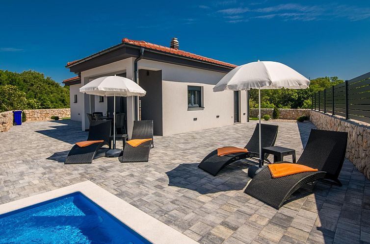 Vakantiehuis "Villa Enie" mit eigenem Pool