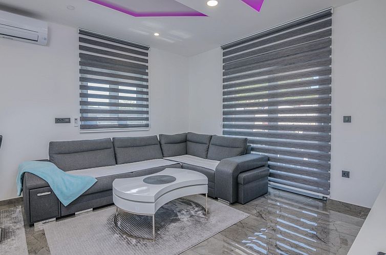 Vakantiehuis "Villa Enie" mit eigenem Pool