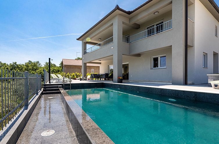 Unterkunft 10419014 - Ferienhaus Kvarner - Vakantiehuis Vila Ema mit Meerblick